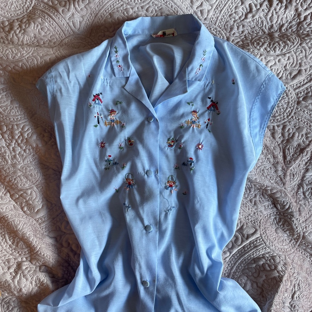 vintage embroidered collared top